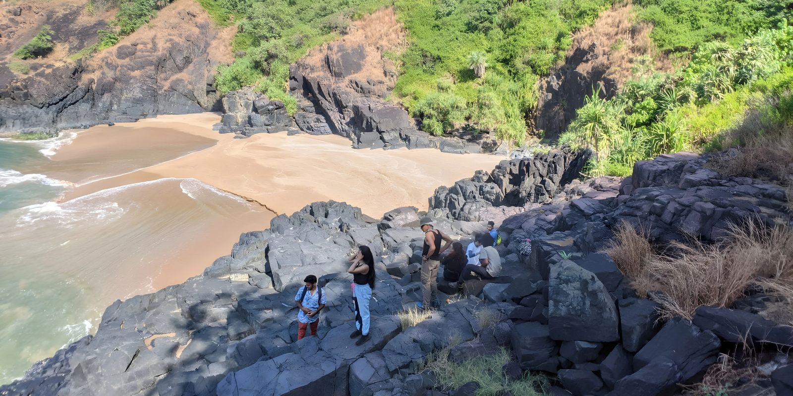 Ocean Hike to Eagles Cliff, South Goa Photo 2