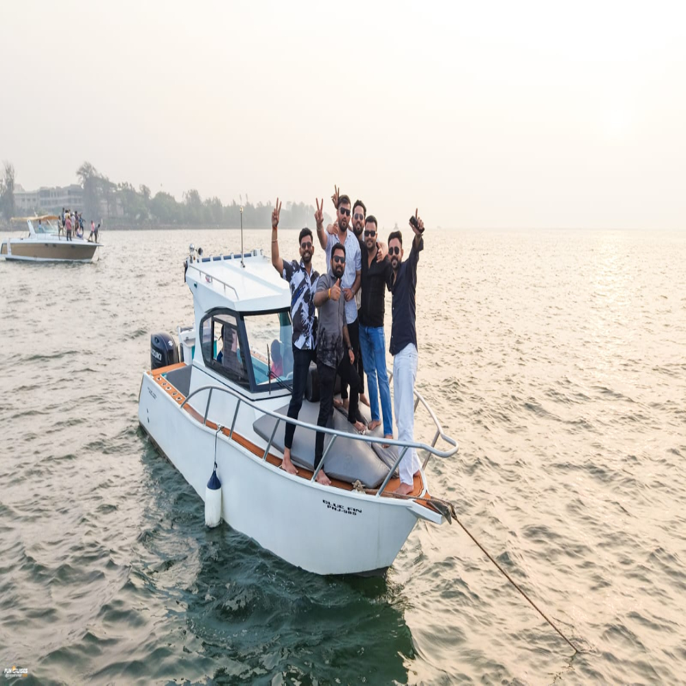 Goa : Blue Fin Yacht (6 Pax)