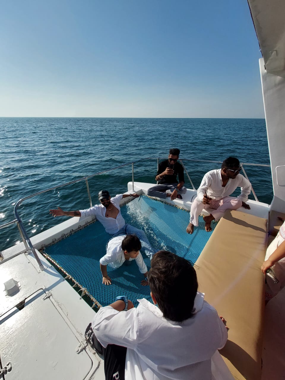 South Goa : Private Group Party Sailing (Private Boat) (17 Pax)