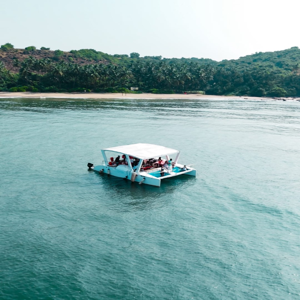 South Goa : Private Sundown Experience (Private Yacht) (18 Pax)