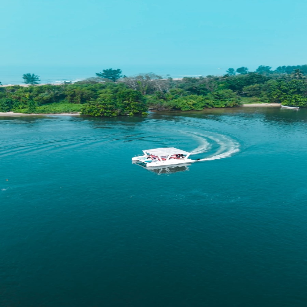 South Goa : Private Sundown Experience (Private Yacht) (18 Pax)