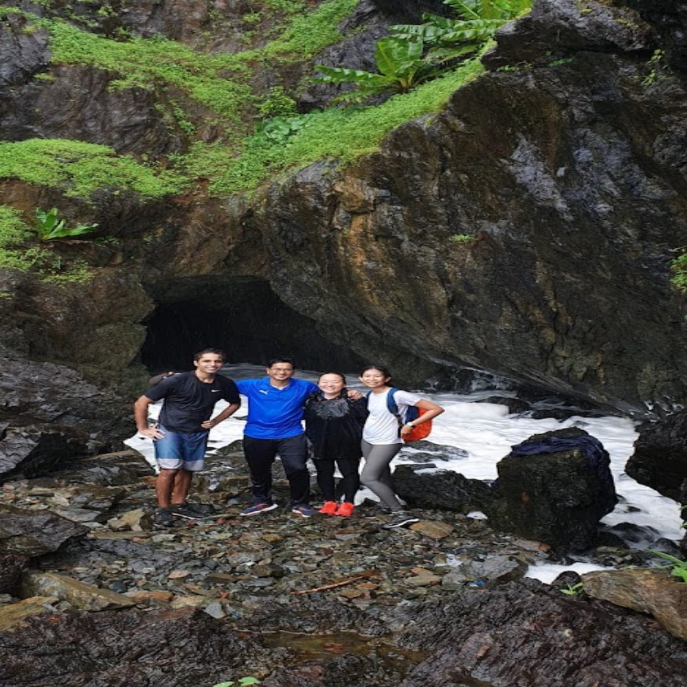 South Goa: Sea Cave Ocean Trek