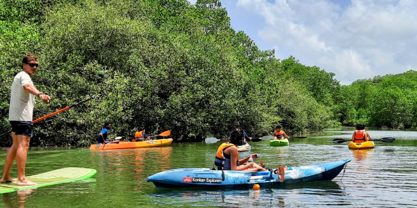North Goa : Combo 75 Minute Cruise & Kayaking