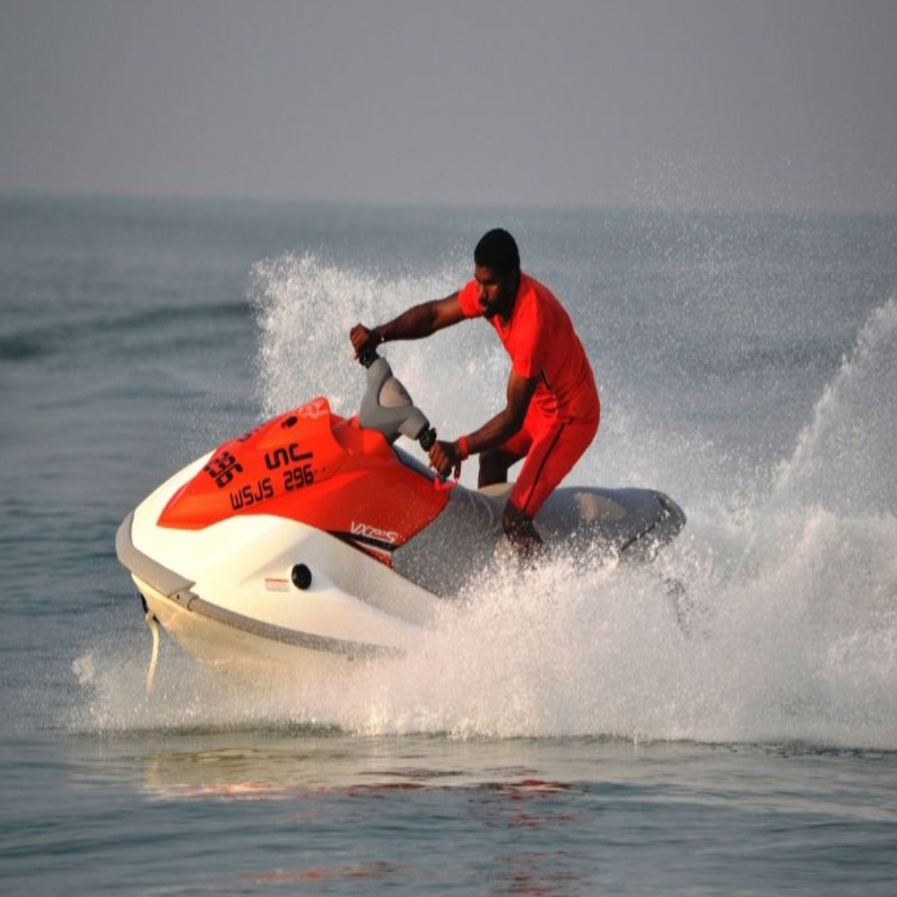 North Goa : Jet-skiing at Candolim Beach
