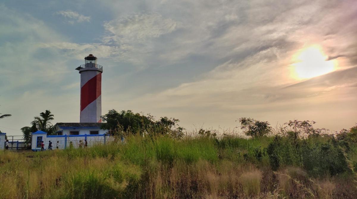 🌊 10. Betul Beach & Lighthouse – Secret Coastal Escape