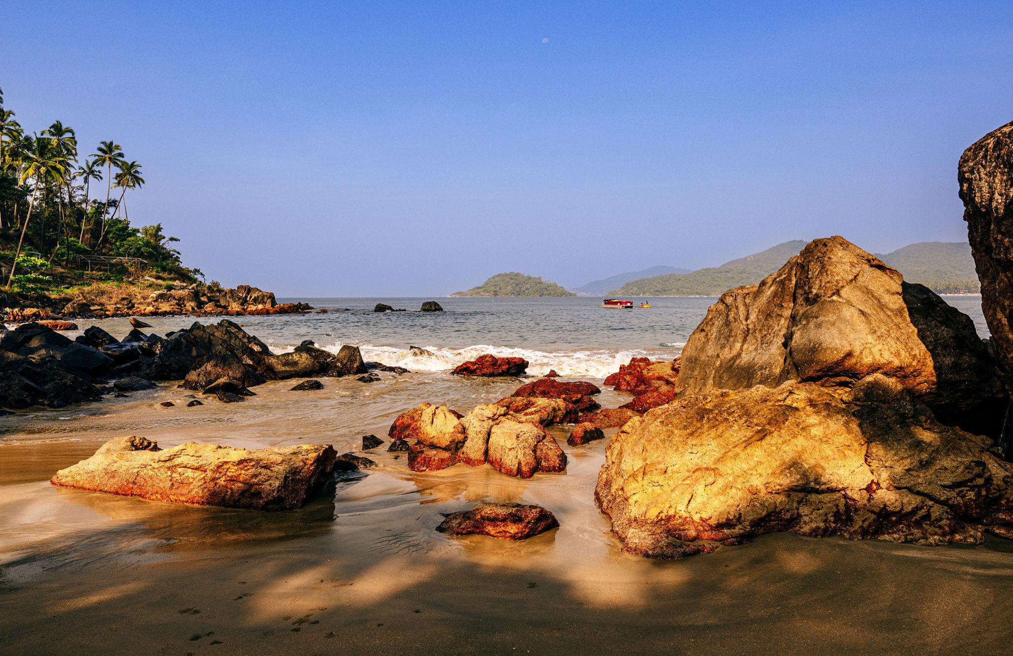 🏝️ 8. Hollant Beach – One of the Quietest Beaches