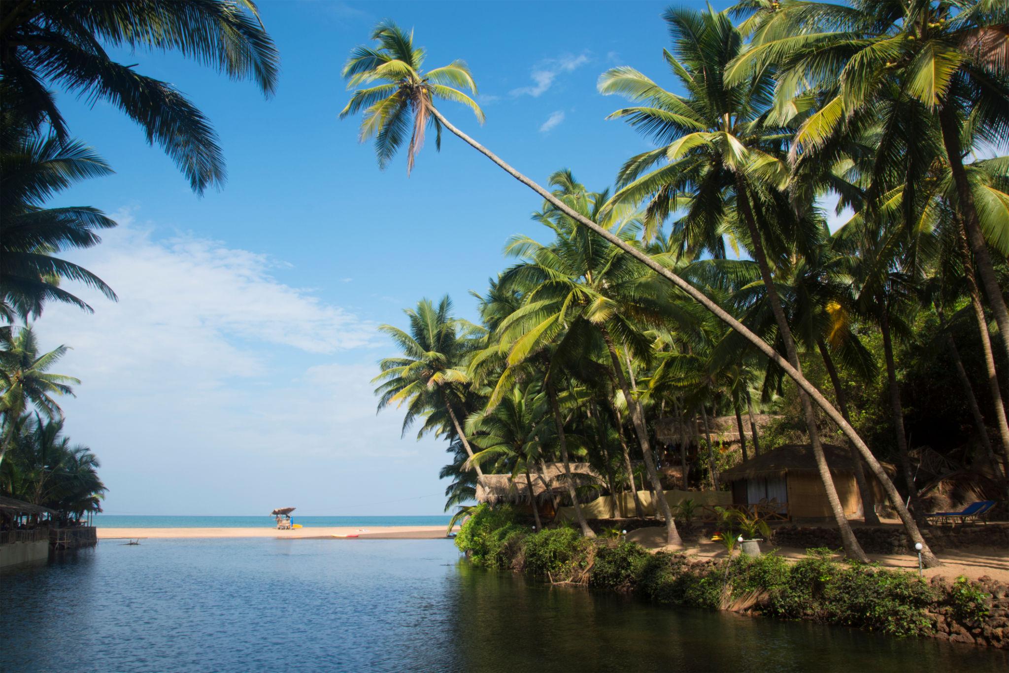 🌅 5. Cola Beach Lagoon – A Rare Hidden Gem