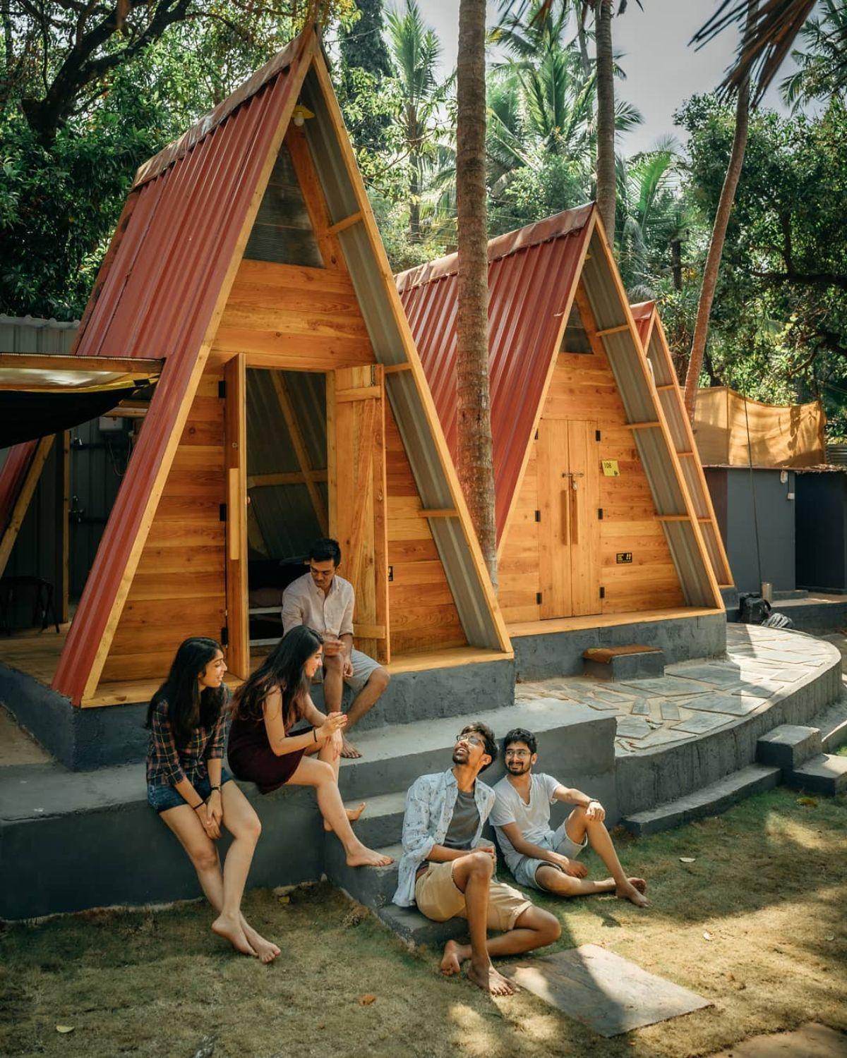 🏨 Cheap Stay in Goa (₹300–₹600 Per Night)