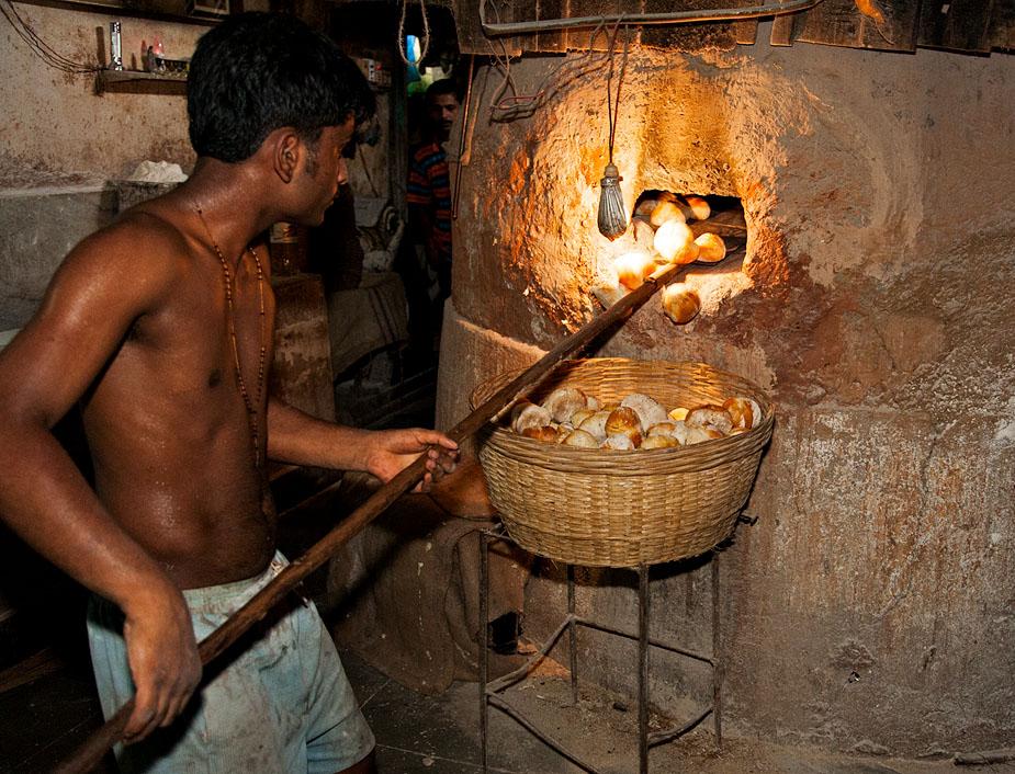 3. Visit a traditional Goan bakery and try fresh poi