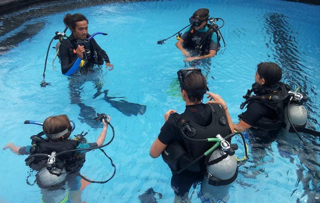 ⭐ 2. Deluxe Scuba Diving at Fort Island with Water Sports