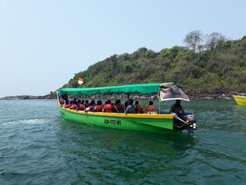 ⭐ 2. Deluxe Scuba Diving at Fort Island with Water Sports