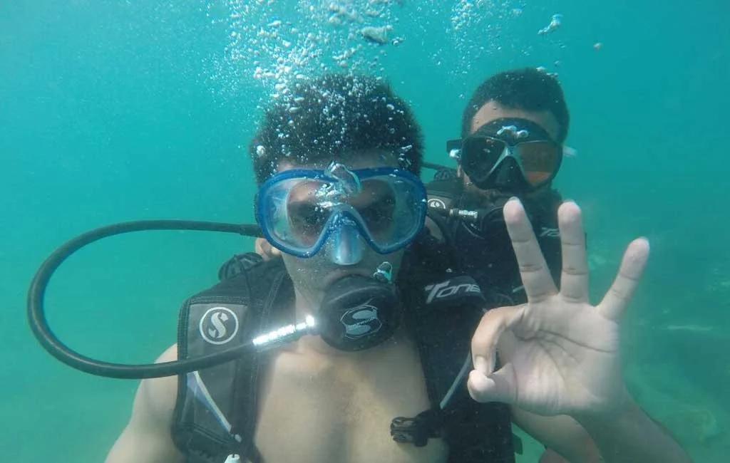 ⭐ 2. Deluxe Scuba Diving at Fort Island with Water Sports