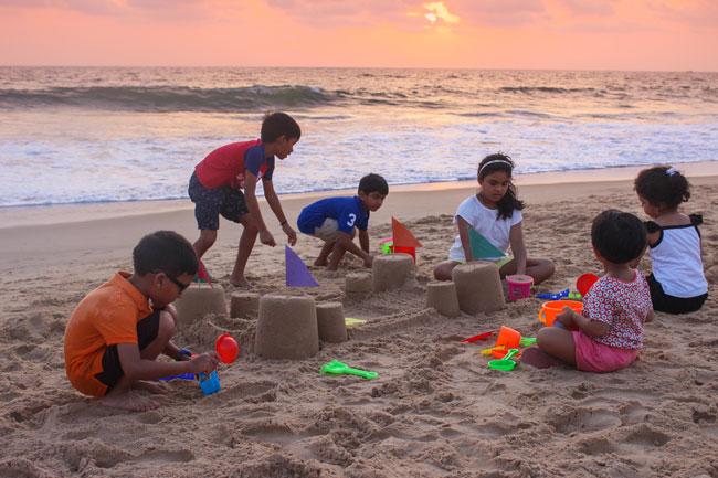 1. Enjoy Safe & Clean Beaches in Goa with Kids