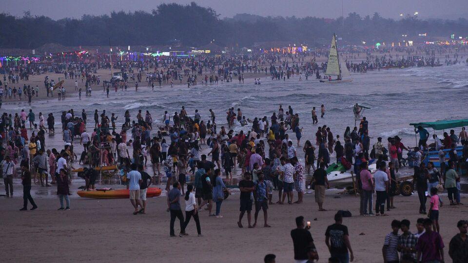 10. Miramar Beach – City Crowd Favorite