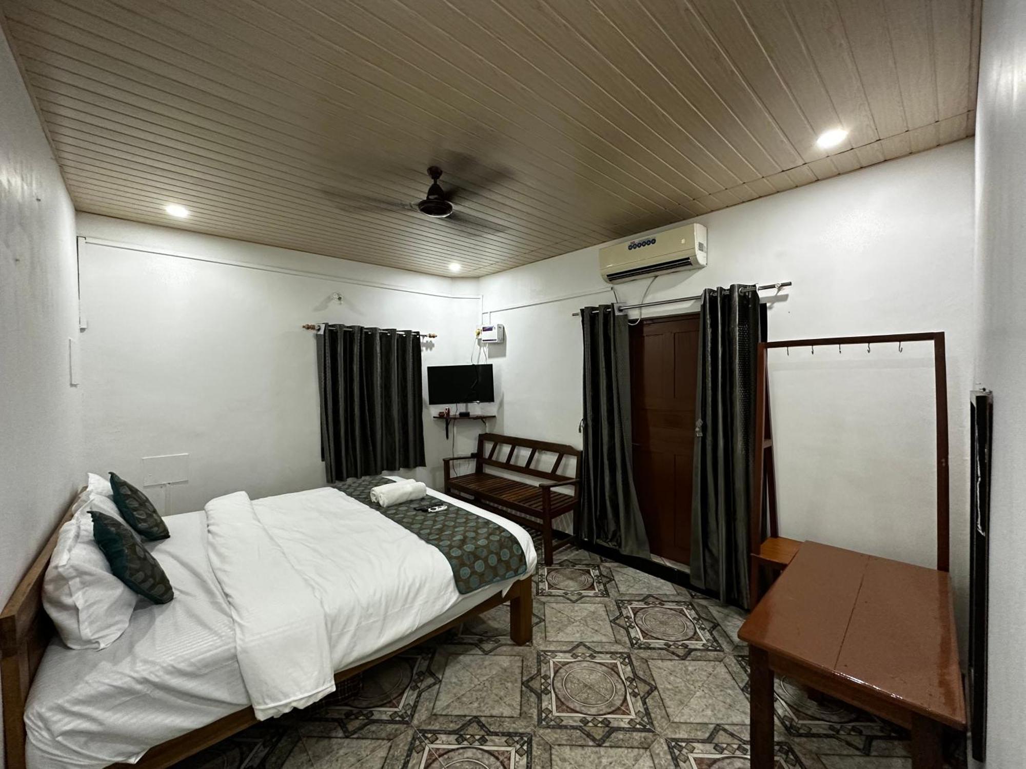 5. Baga Beachway Guest House