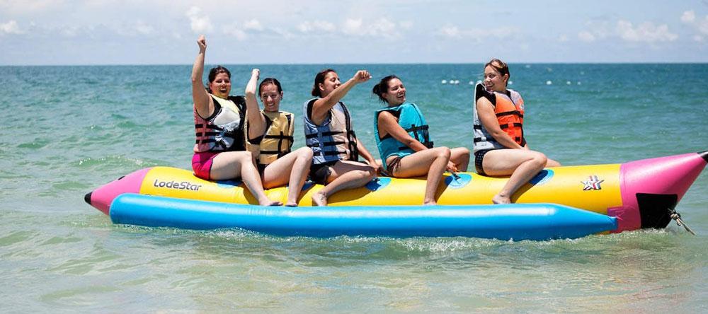 🚤 Types of Water Sports in Candolim Beach