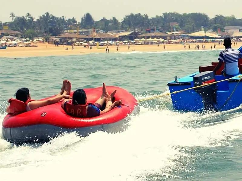 🚤 Types of Water Sports in Candolim Beach