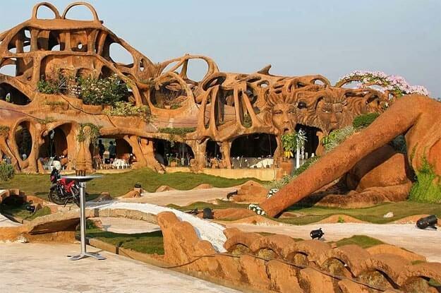 LPK Waterfront Club