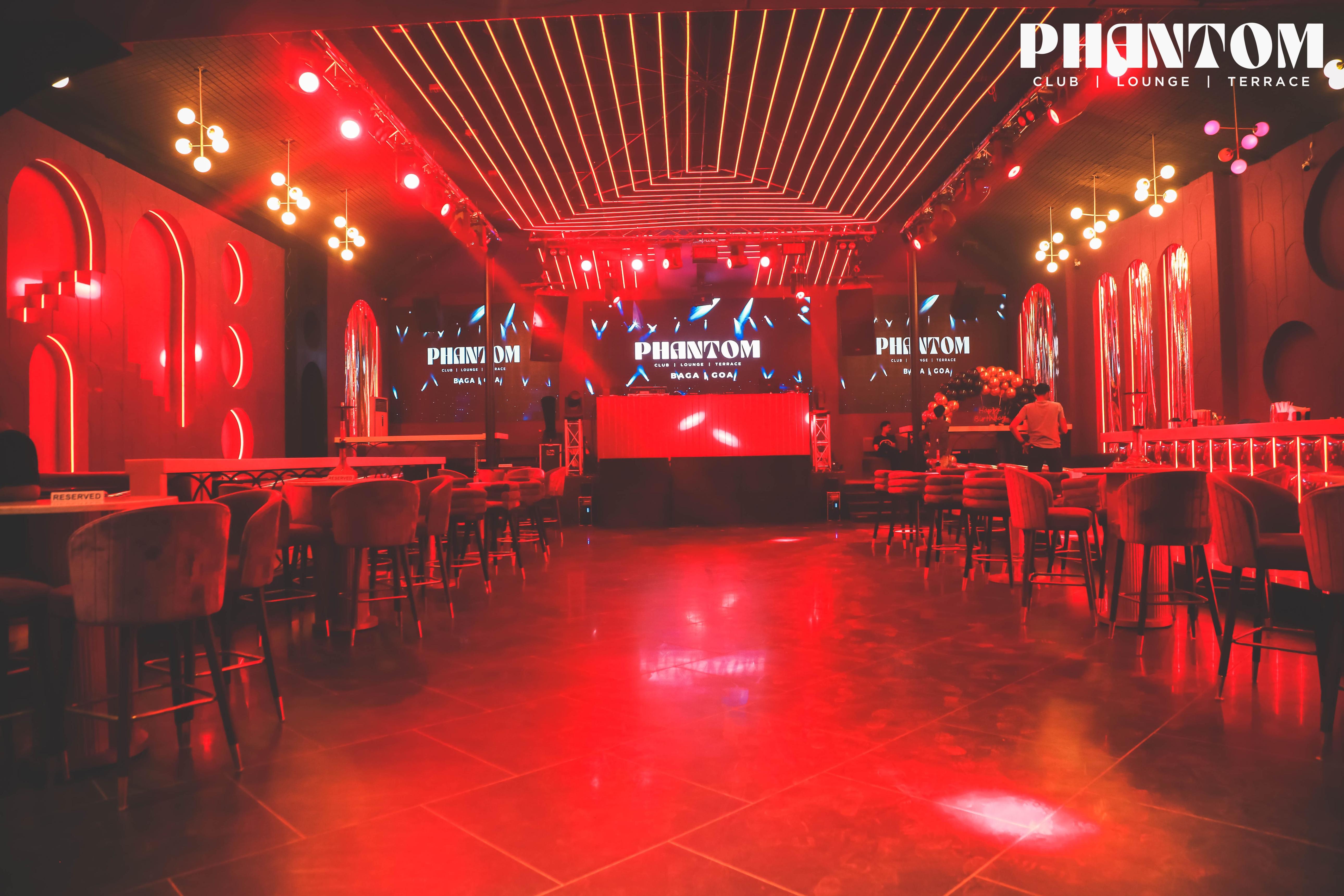 Phantom Club Gallery Image