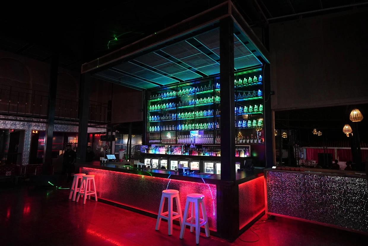 Tito's Bar And Club Gallery Image