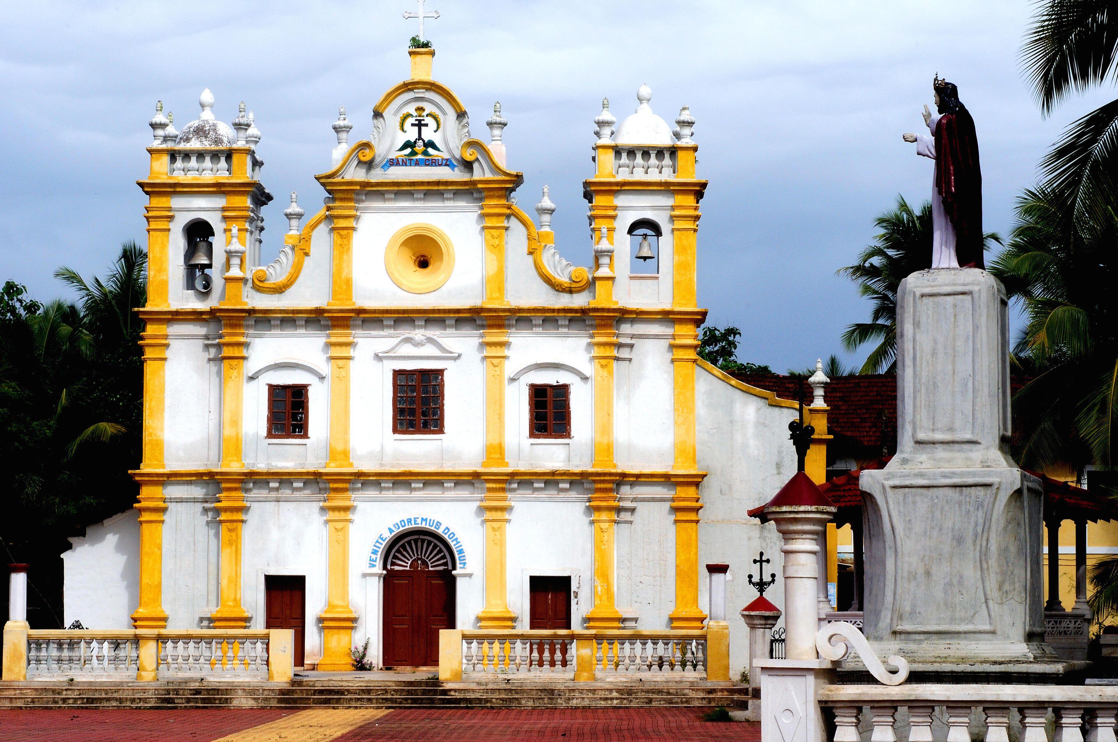 Cavelossim Church Gallery Image