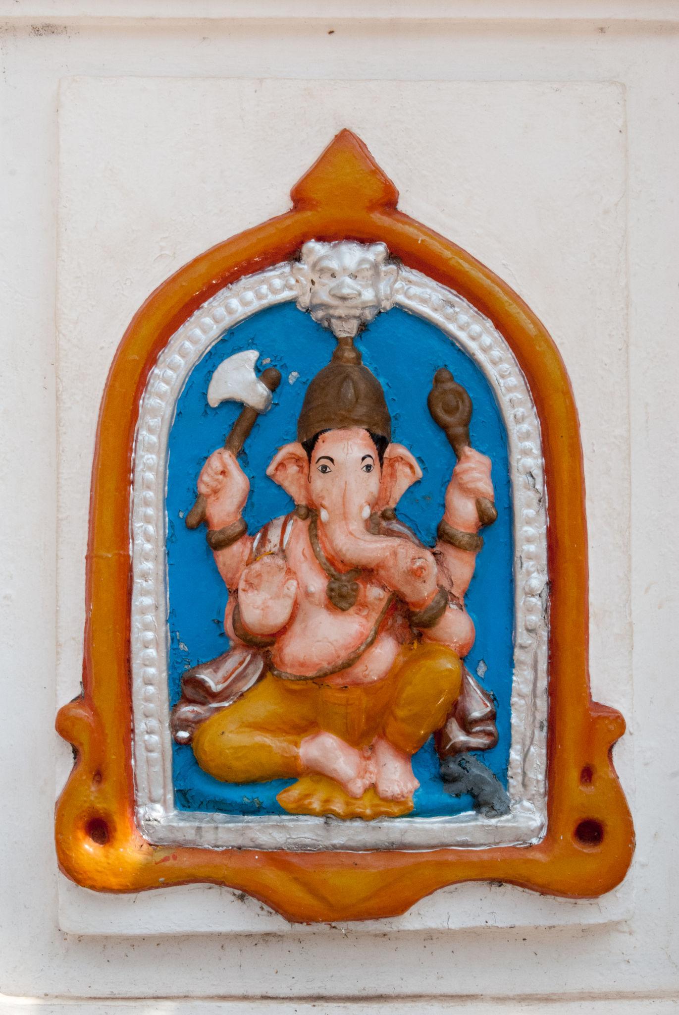 Ganeshpuri Temple Gallery Image