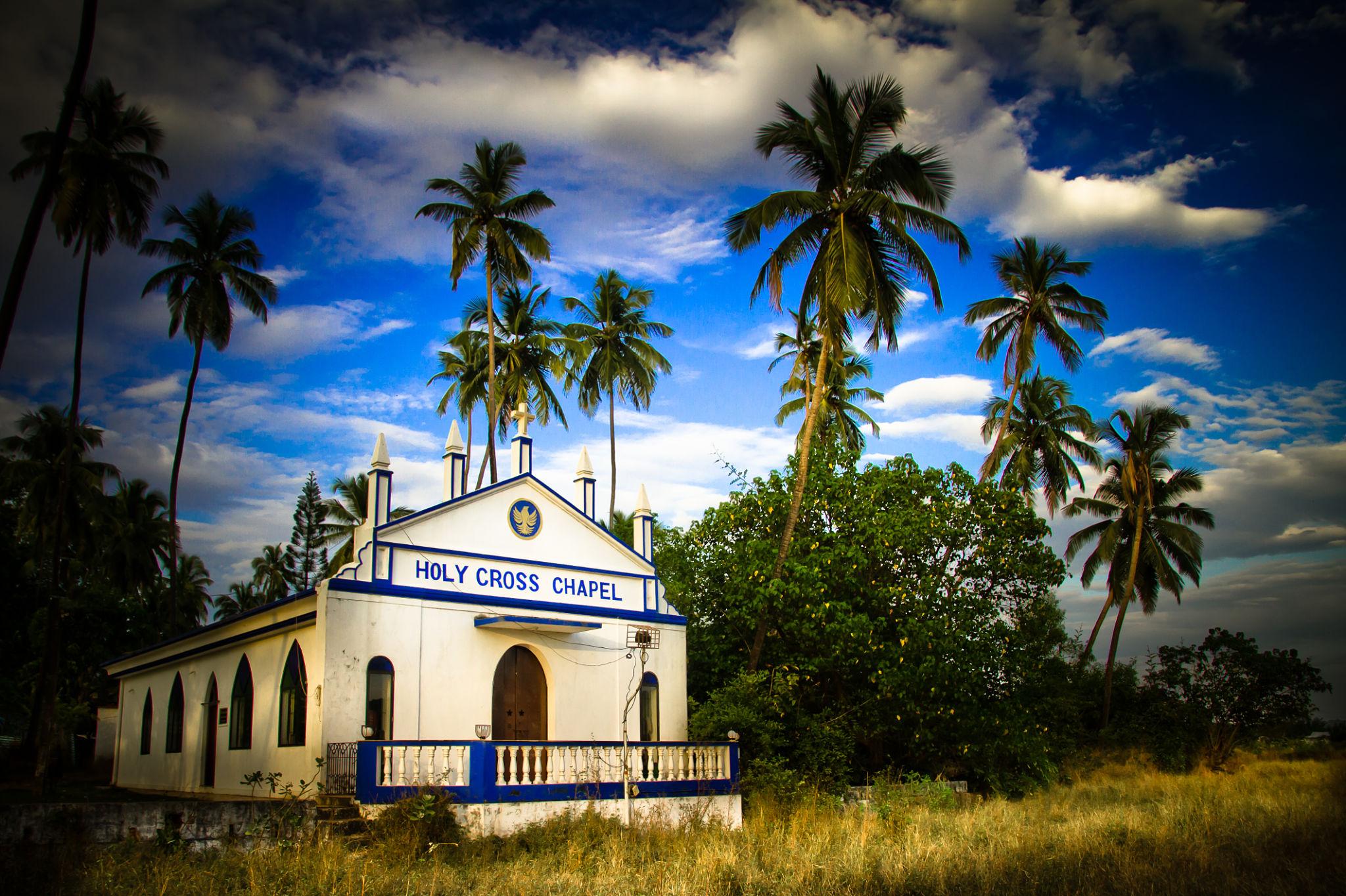 Holy Cross Church Gallery Image