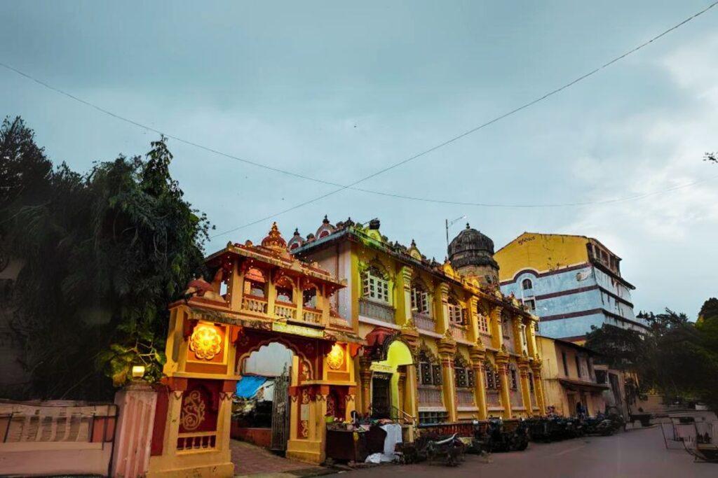 Shree Mahalaxmi Temple Bandora Gallery Image