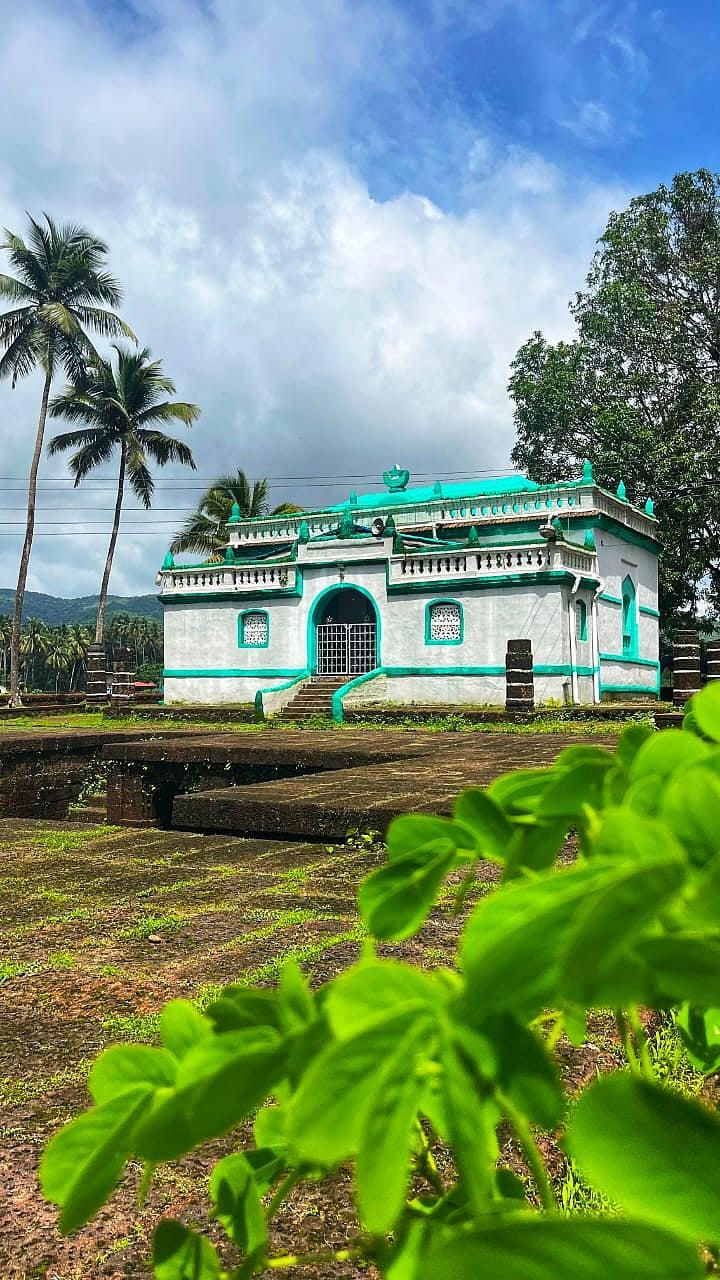 Surla Mosque Gallery Image