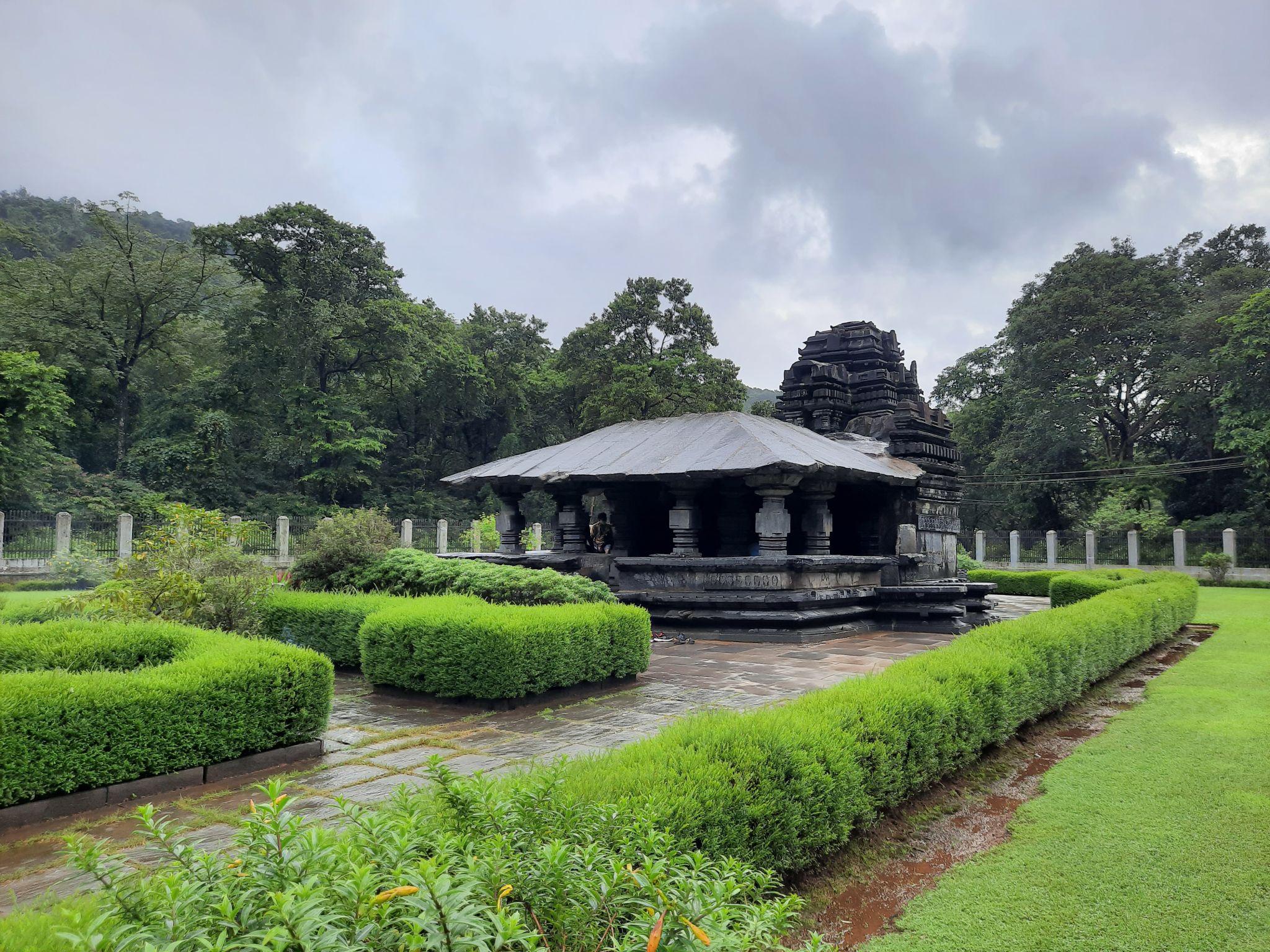Tambdi Surla Temple Gallery Image