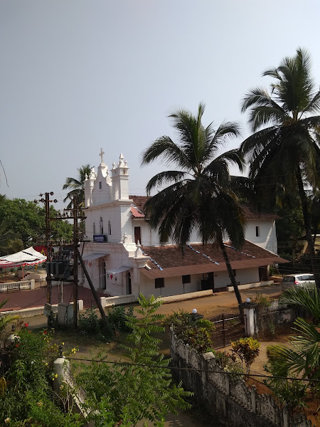 Holy Cross Chapel, Sucaldem