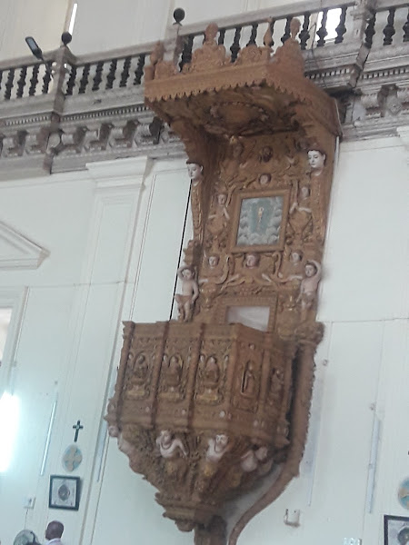 Holy Cross (Vollant)