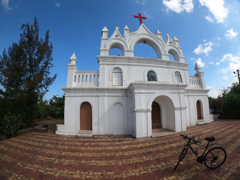 Salmona Chapel