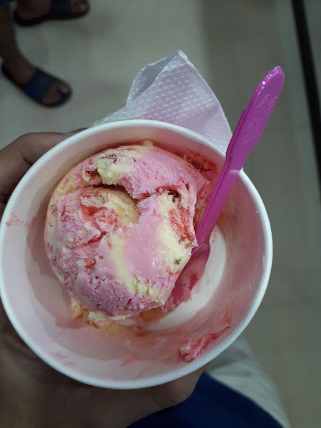Baskin Robbins