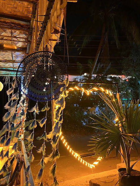 Check Point Bar-Restaraunt