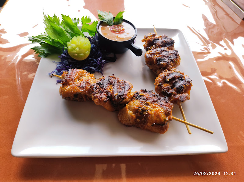 Fun and Frolic | Family Bar & Restaurant