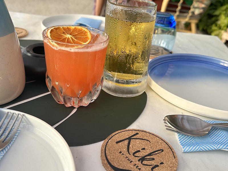 Kiki Bar & Grill