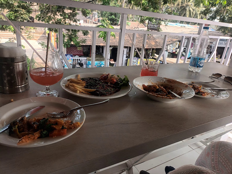 Nova Bar & Restaurant (formerly Santa Lucia)