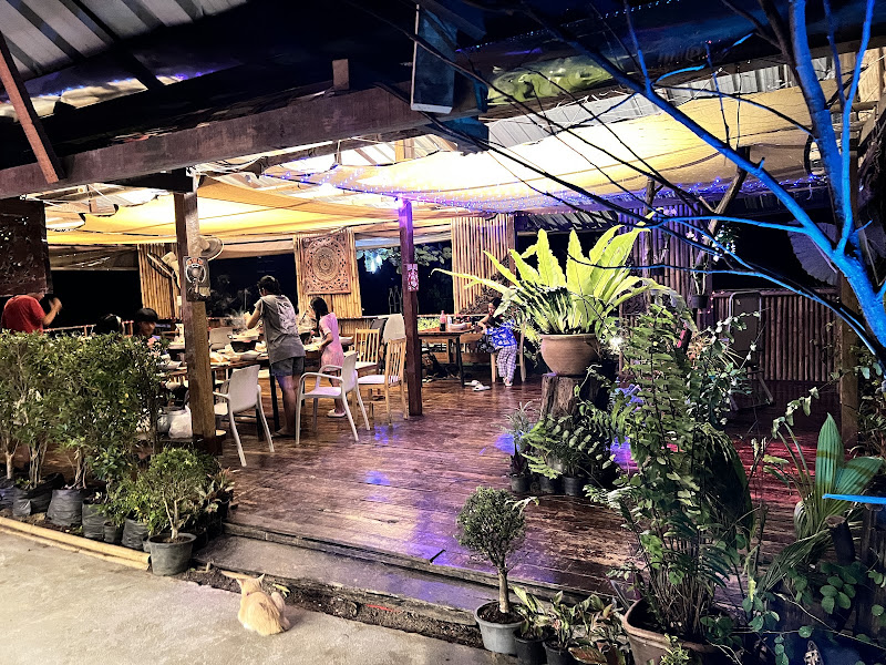 Peter's Pub & Restaurant