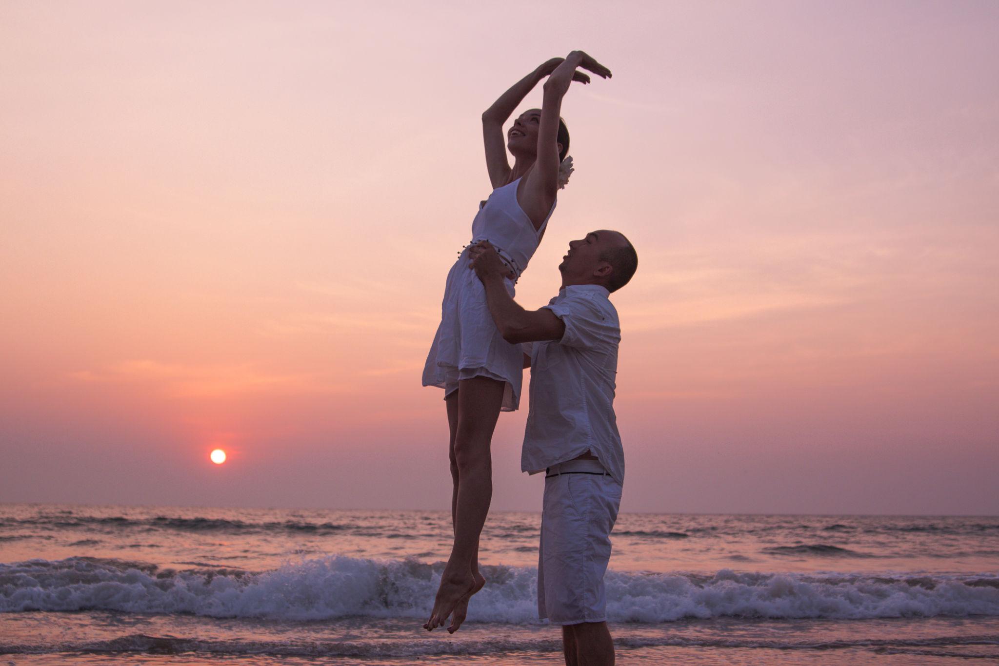 Goa in February - Romantic sunset dinners on the beach and honeymoon-friendly vibes - 3